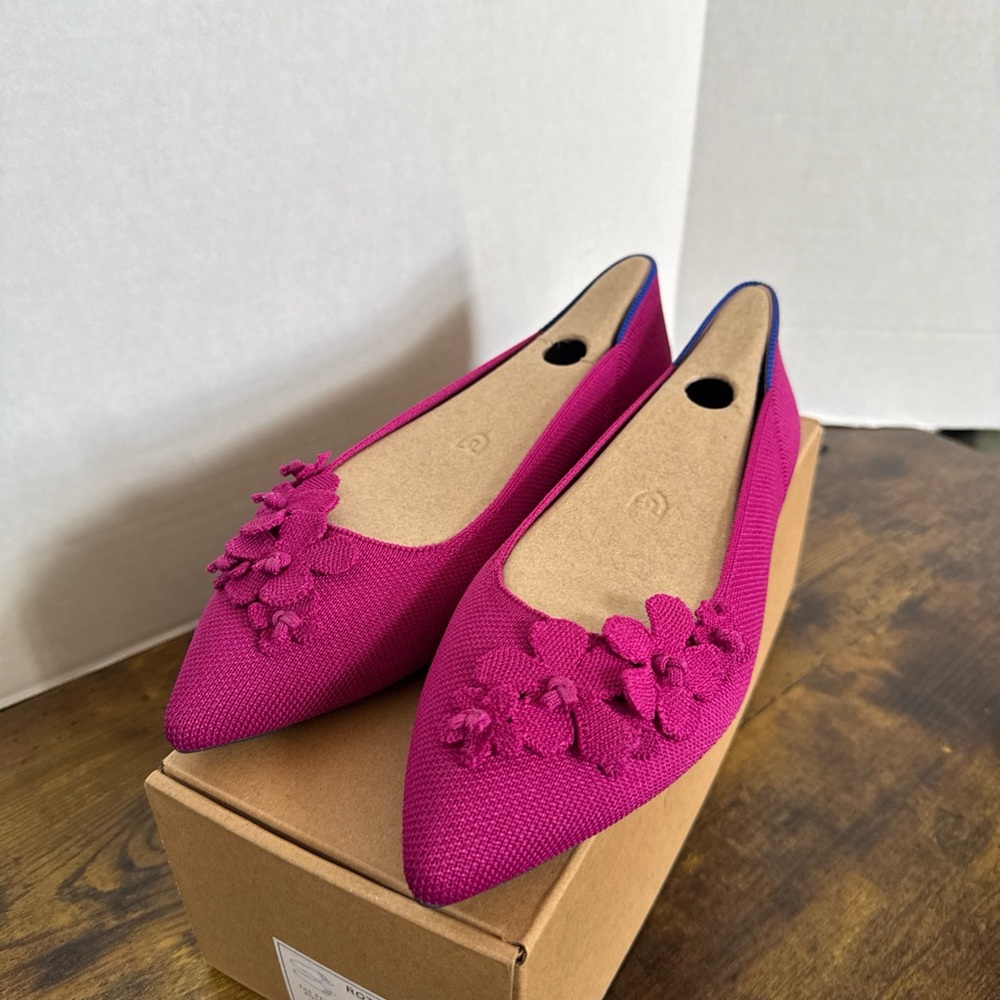 Rothy’s Women’s The Petal Point II Pointed Toe Size 8.5 Bramble Dark Fuchsia New